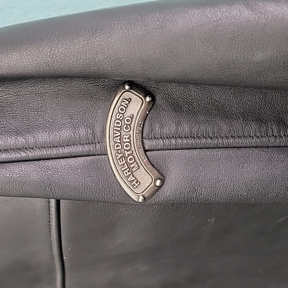 Harley Davidson leather jacket - Picture 3 of 10